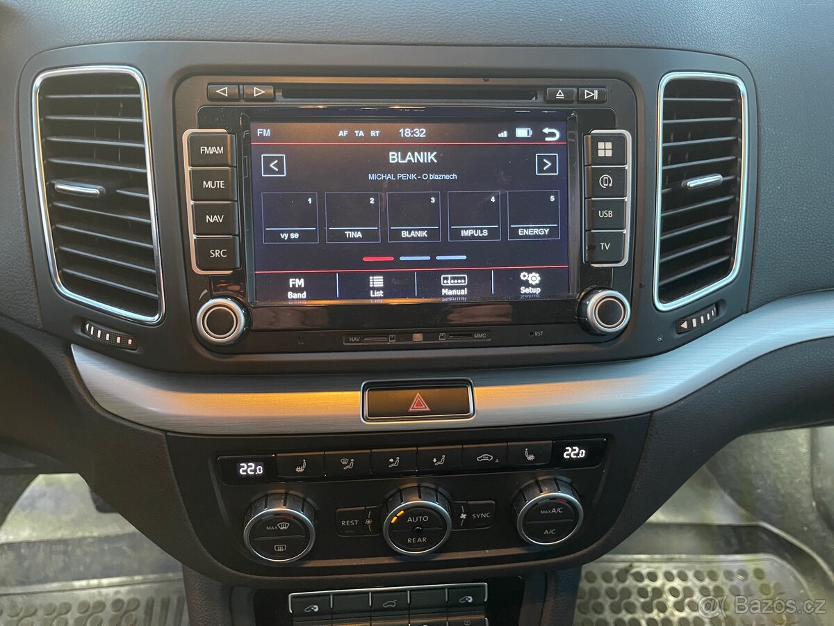 Volkswagen Sharan - 11