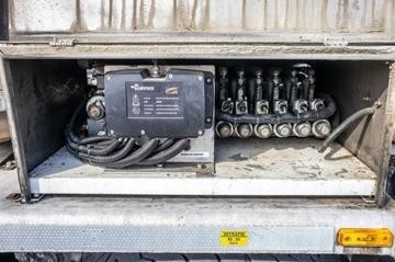 Iveco Trakker 400 - 8x4-Mix–kapacita 7m³+Transportní rameno - 11