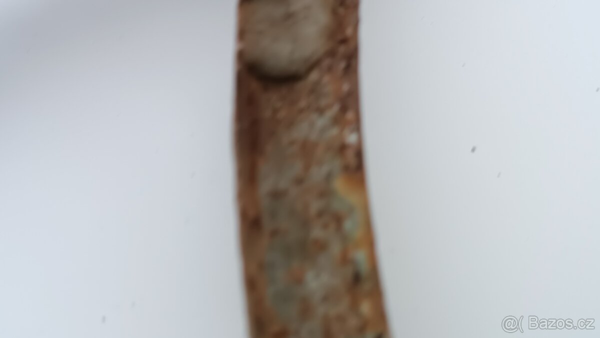 Tatra 600 Tatraplan, lišty zadních oken - 11