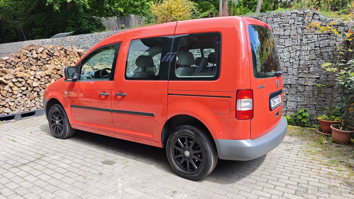VW Caddy 1.4 Life - 11