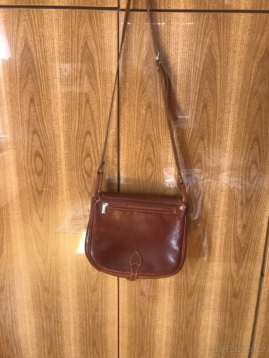 zimní a letni obuv, kozene kabelky - 11
