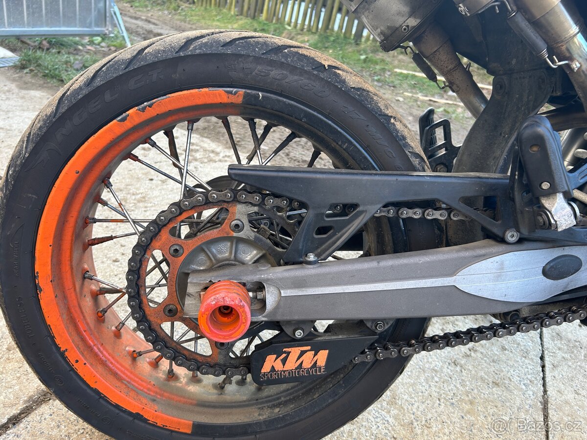 KTM LC4 640 SUPERMOTO - 11