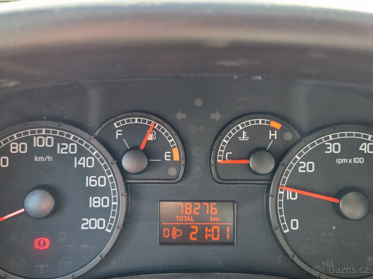 Fiat Punto 1.2i rok 2006 NOVÁ STK - 11