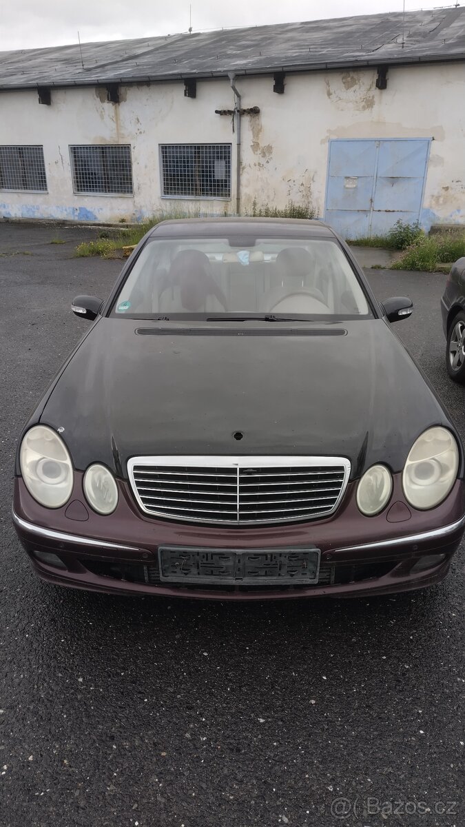 Náhradní díly na Mercedes E - w211 sedan - 11