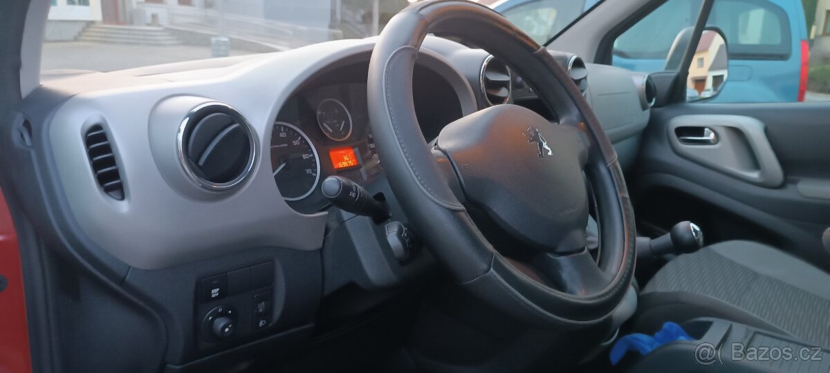 Peugeot Partner 1,6-80kw-benzín - 11