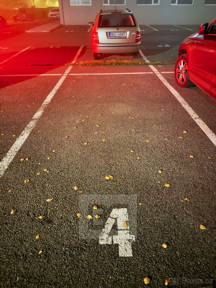 Pronájem bytu 2+kk 48 m² - posilovna, party room, parkování - 11