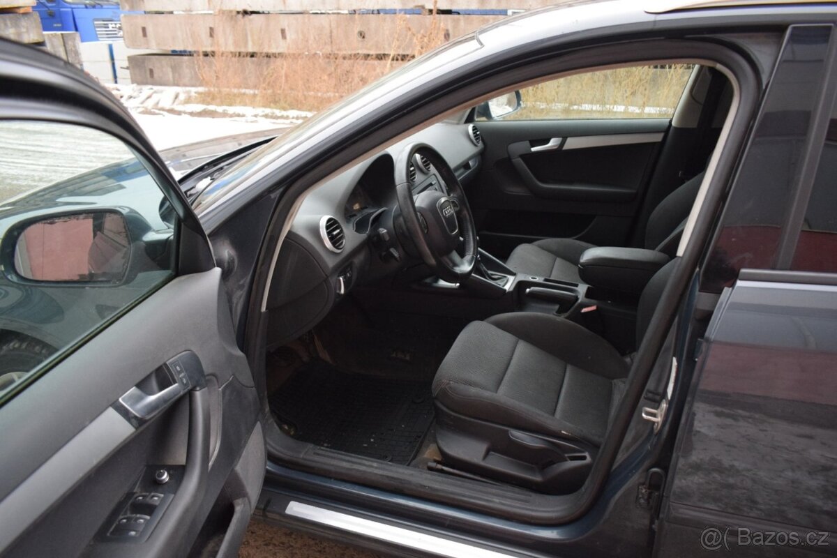 Audi A3 SPORTBACK 1.6 TDi/2011/TAŽNÉ/ - 11