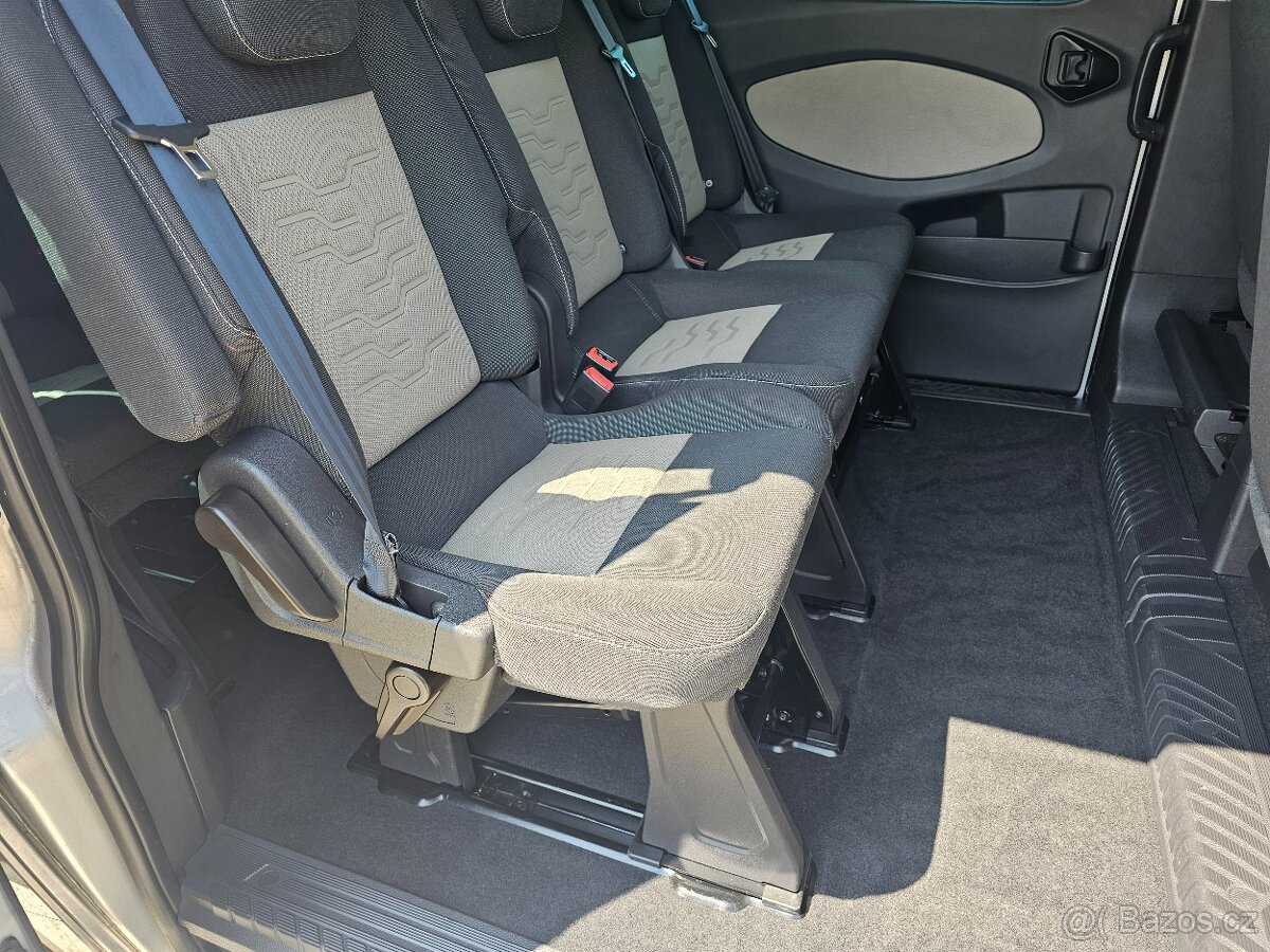 Ford Tourneo Custom 2,2tdci 114kw Titanium model 2015 - 11