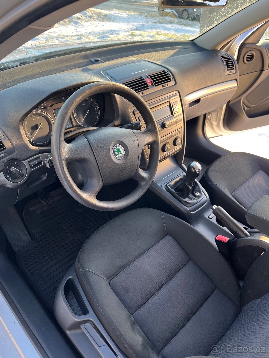 Škoda Octavia 2 - 11