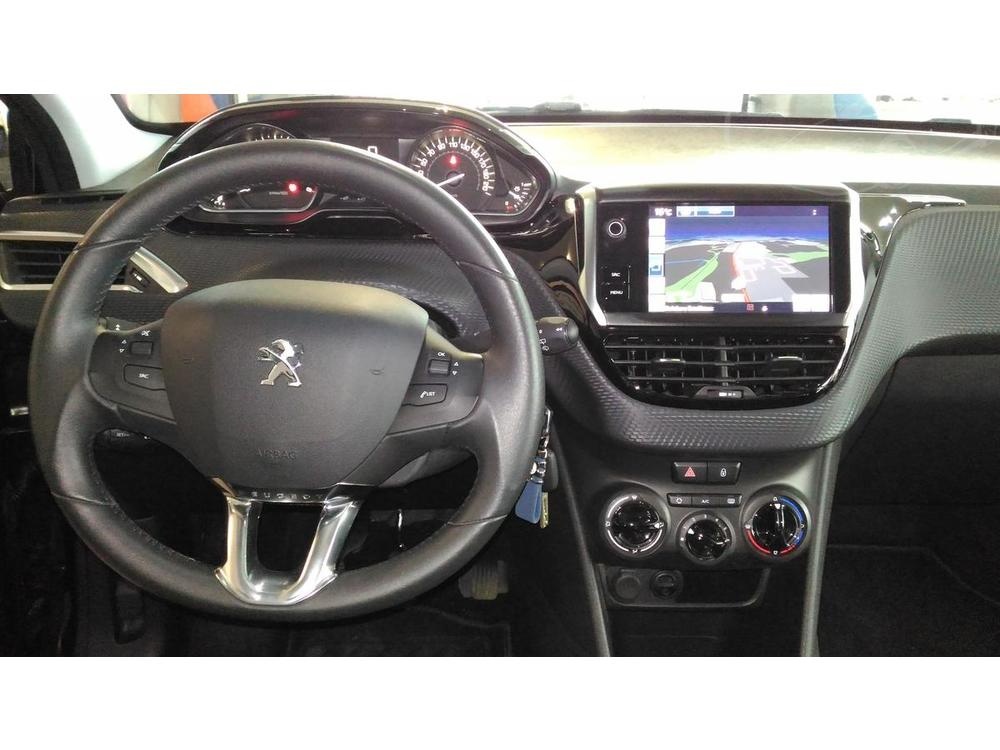 Peugeot 208 1,6 HDI - 11