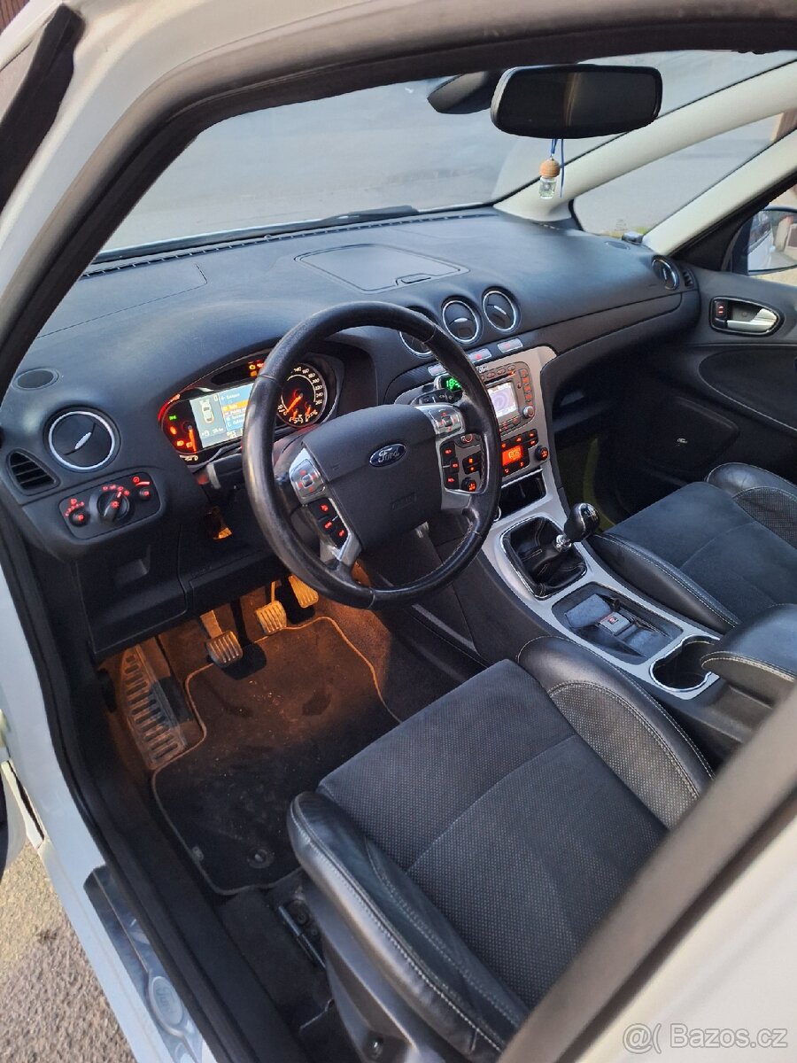 Ford Smax 2.0 tdci - 11