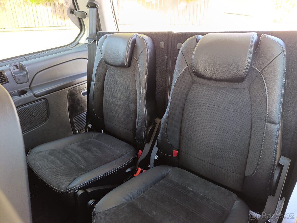 Ford GALAXY,2.0TDCi,2013,7míst,serv.k,TITANIUM,tažné,záruka - 11