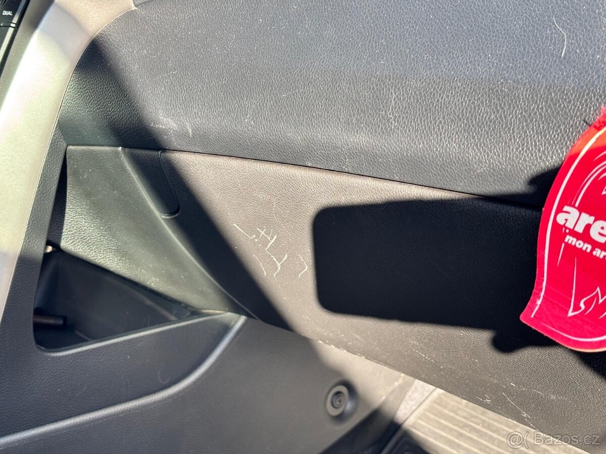 Hyundai i30, 1.6 TDI - 11