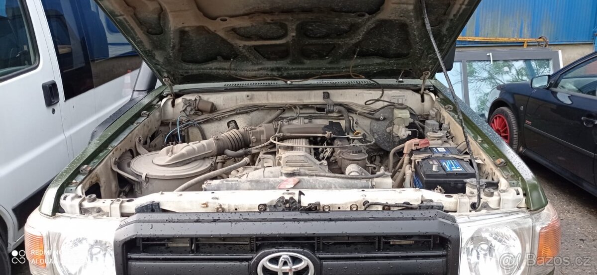 Prodám Toyota Land Cruiser - 11
