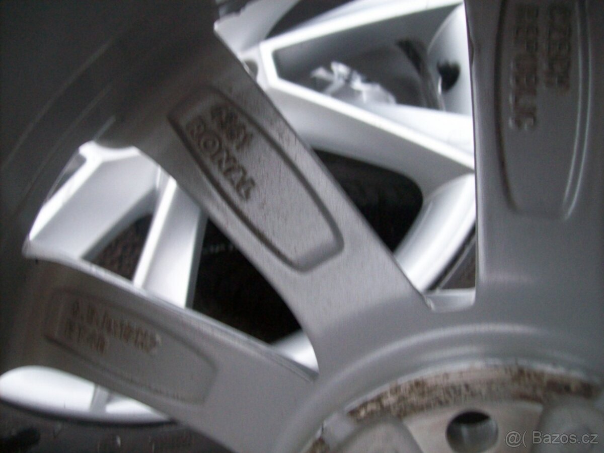 alu Stratos na Kamiq zimní 205.55.17 95V 80% - 11