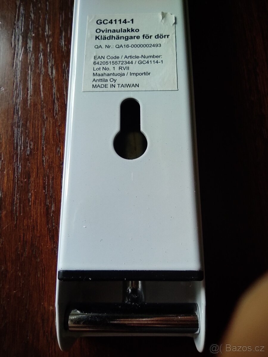 Nový závěsný skládací věšák na dveře či zeď apod. - 11