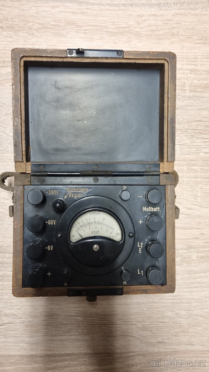 Staré měřící přístroje - 11