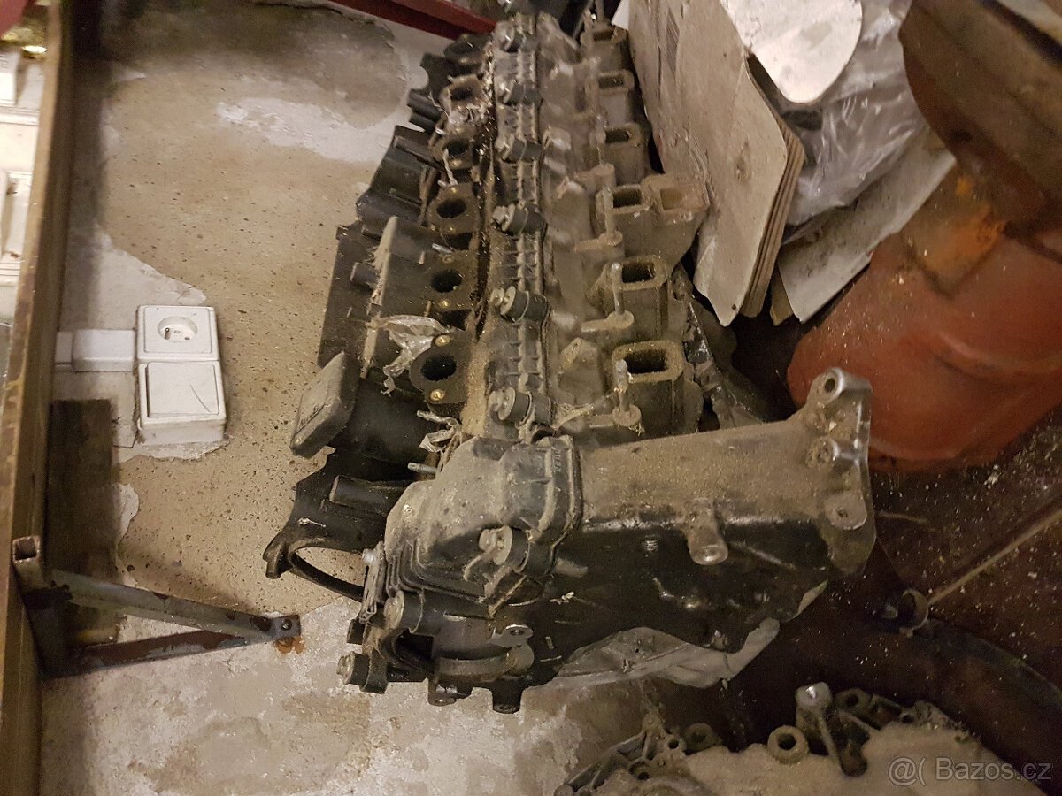 motor bmw x5 e53+zbytky - 11