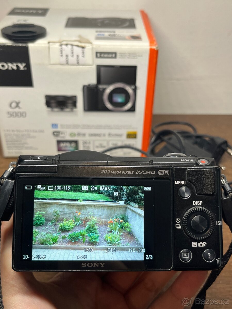 Sony alpha a5000 - 11