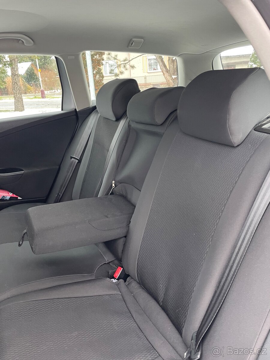 Volkswagen Passat B6 2.0 TDI - 11