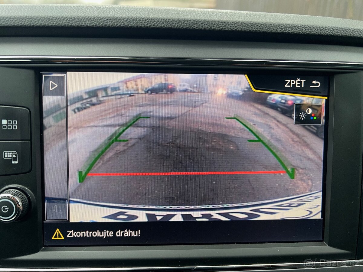 SEAT LEON ST FACELIFT 1.4TSI EXCELLENCE FullLED/KAMERA - 11