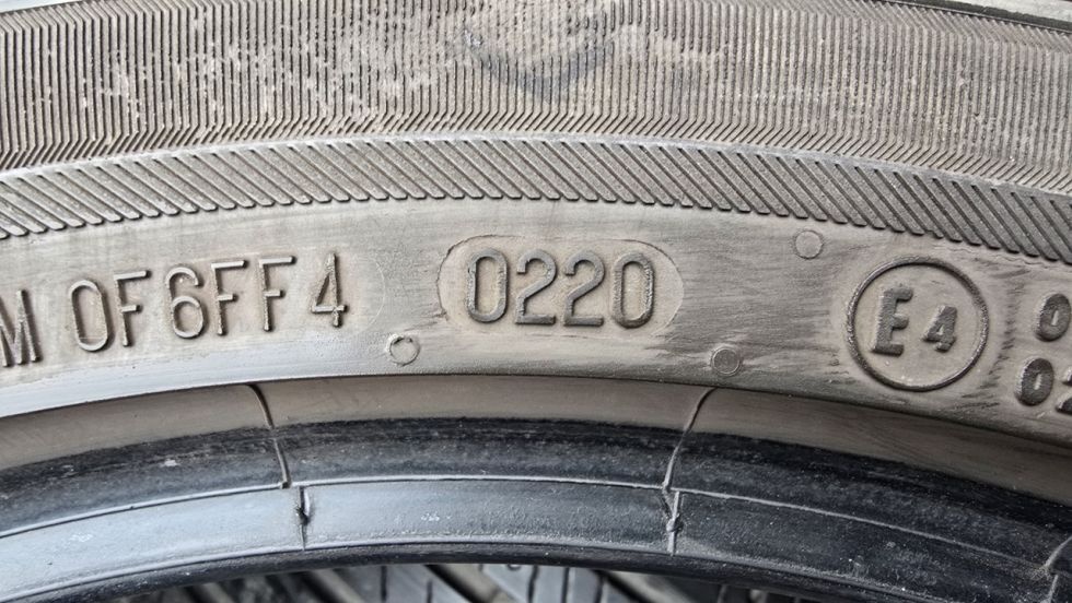 Letní pneu 225/45/17 Barum - 11