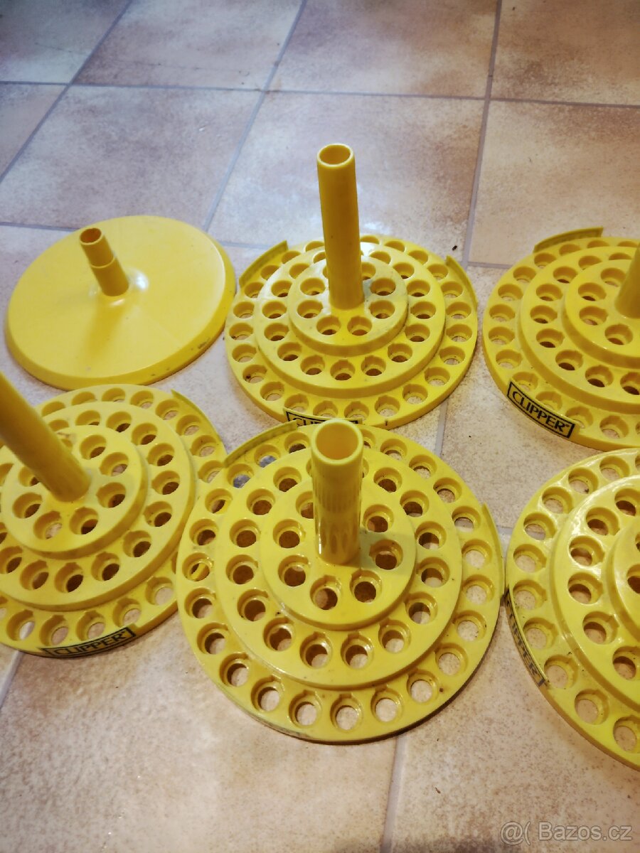 Clipper stojánky - 11