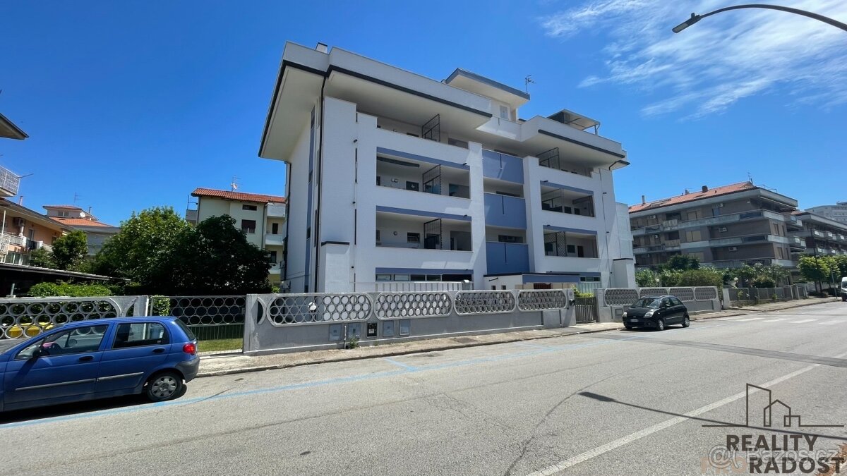 Prodej bytu 3+kk 100 m², via Europa, Silvi, Itálie - 11