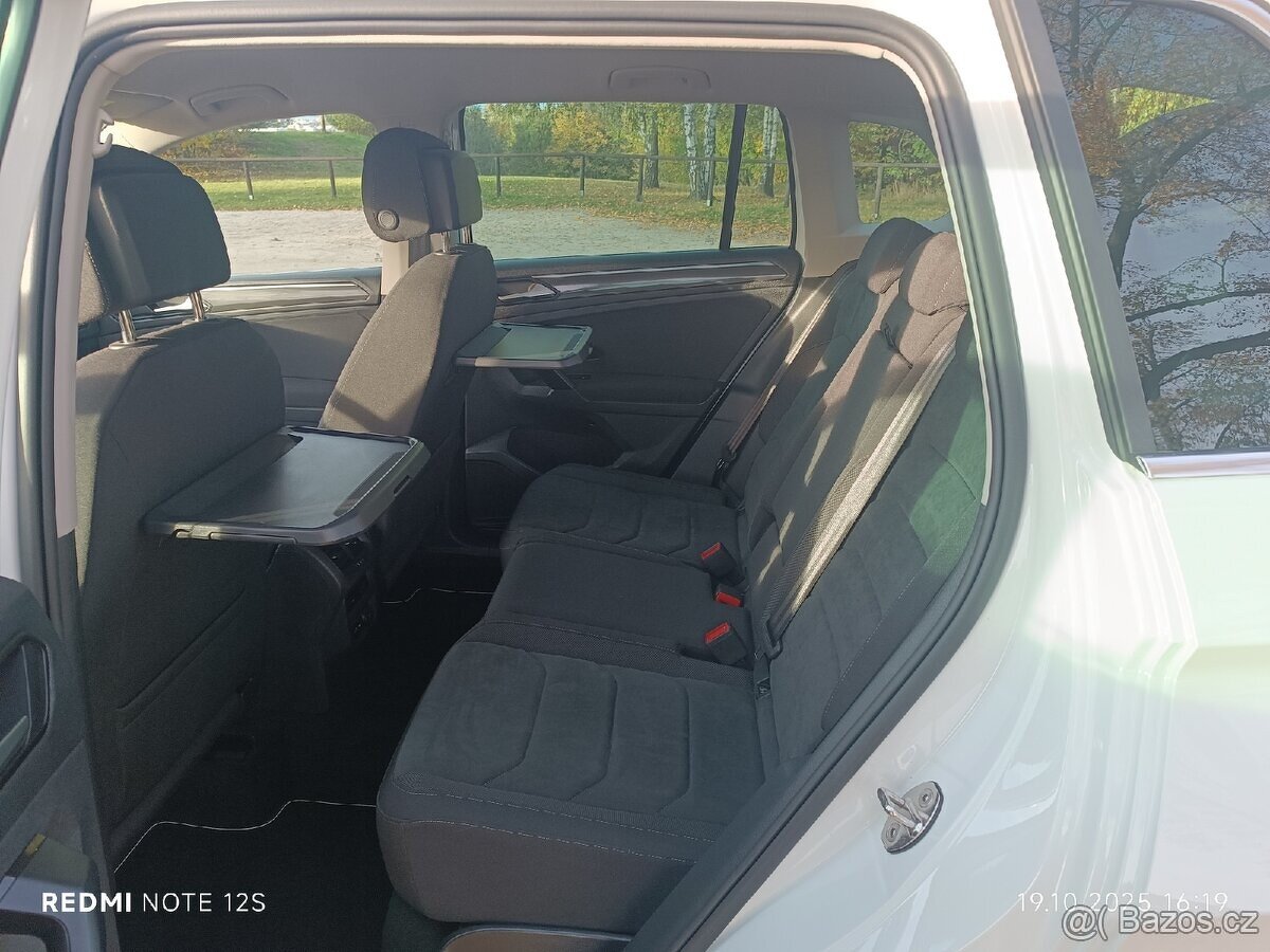 Volkswagen Tiguan R-LINE 1,5 TSI 110kw ČR 1.maj 21 tkm TOP - 11