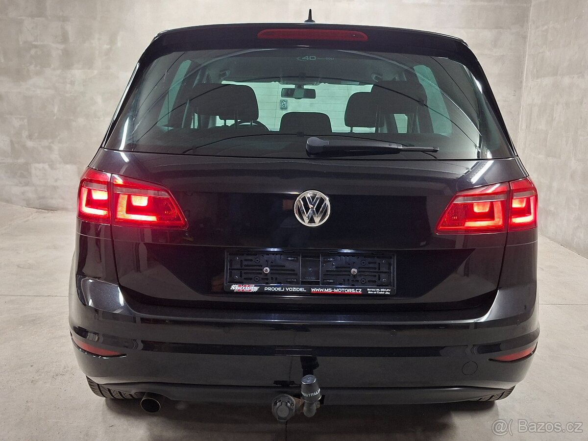 VW Golf 7 SportsVan 1.6 TDI, 81kW, DIGI KLIMA,WEBASTO, TAŽNÉ - 11