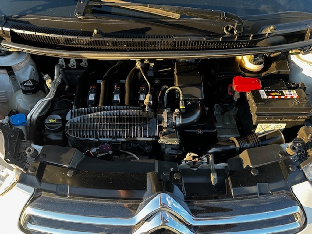 Citroen C1 1.2i, r.2018, 5-ti dveř, 1.majitel, STK, klima - 11