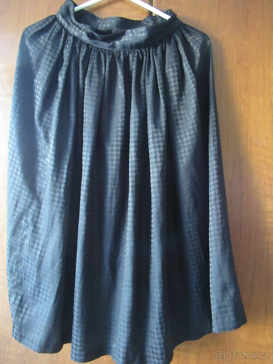 OBLEČENÍ A KOSTÝMY 80. LÉTA - 11