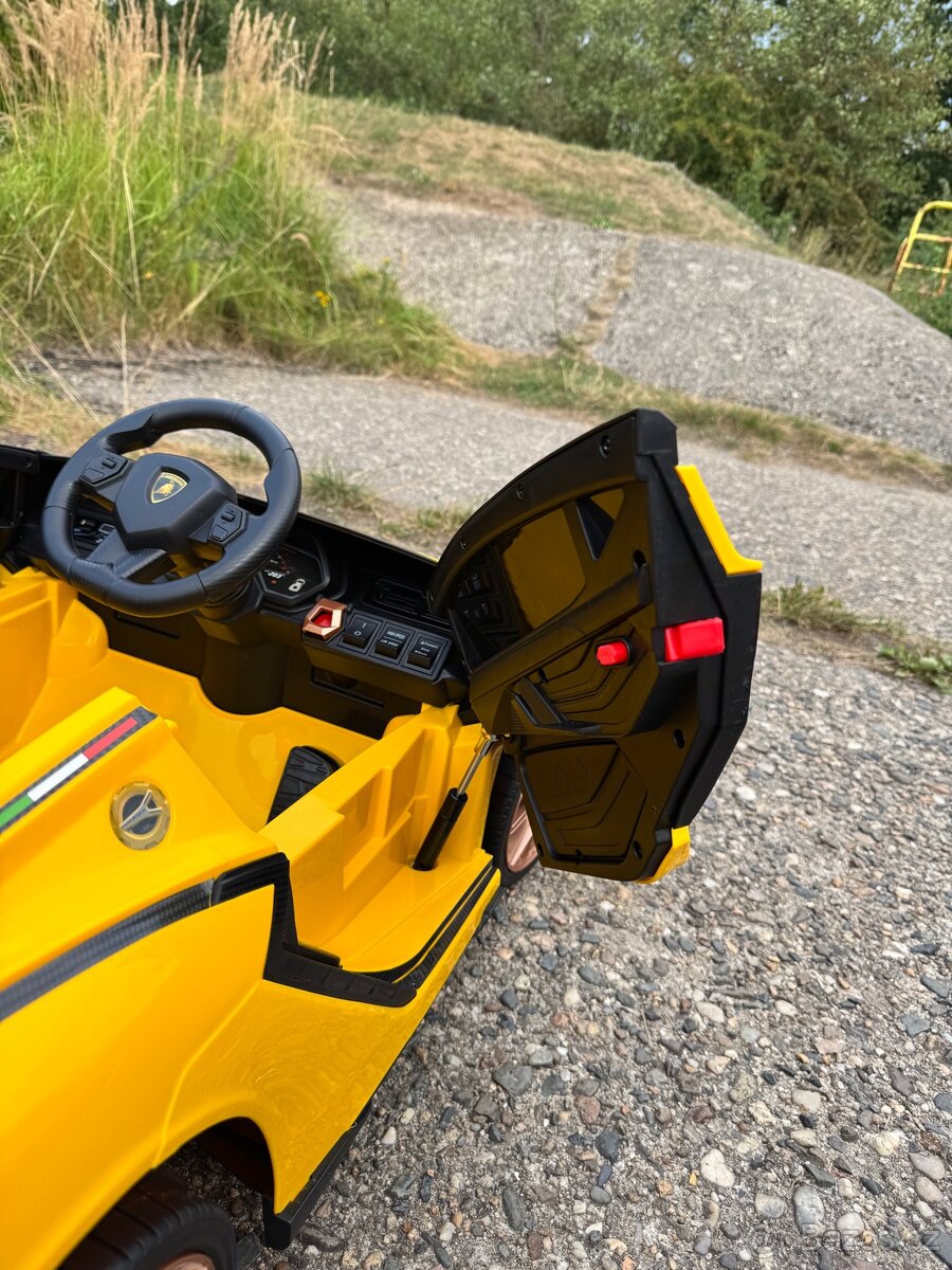 Lamborghini Sian - 11