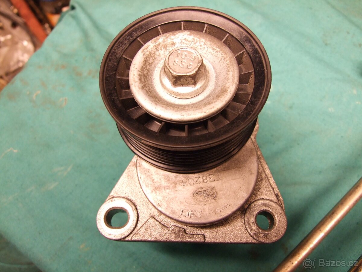 Ford Mondeo MK3 zrcátka, Phersony, kladka, masky, světla... - 11