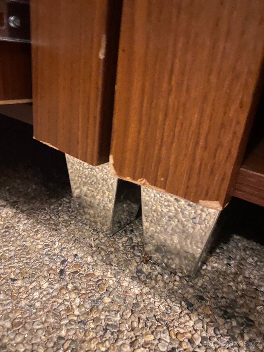 🟤 Obývací nábytek – po kusech, levně, nutný odvoz - 11