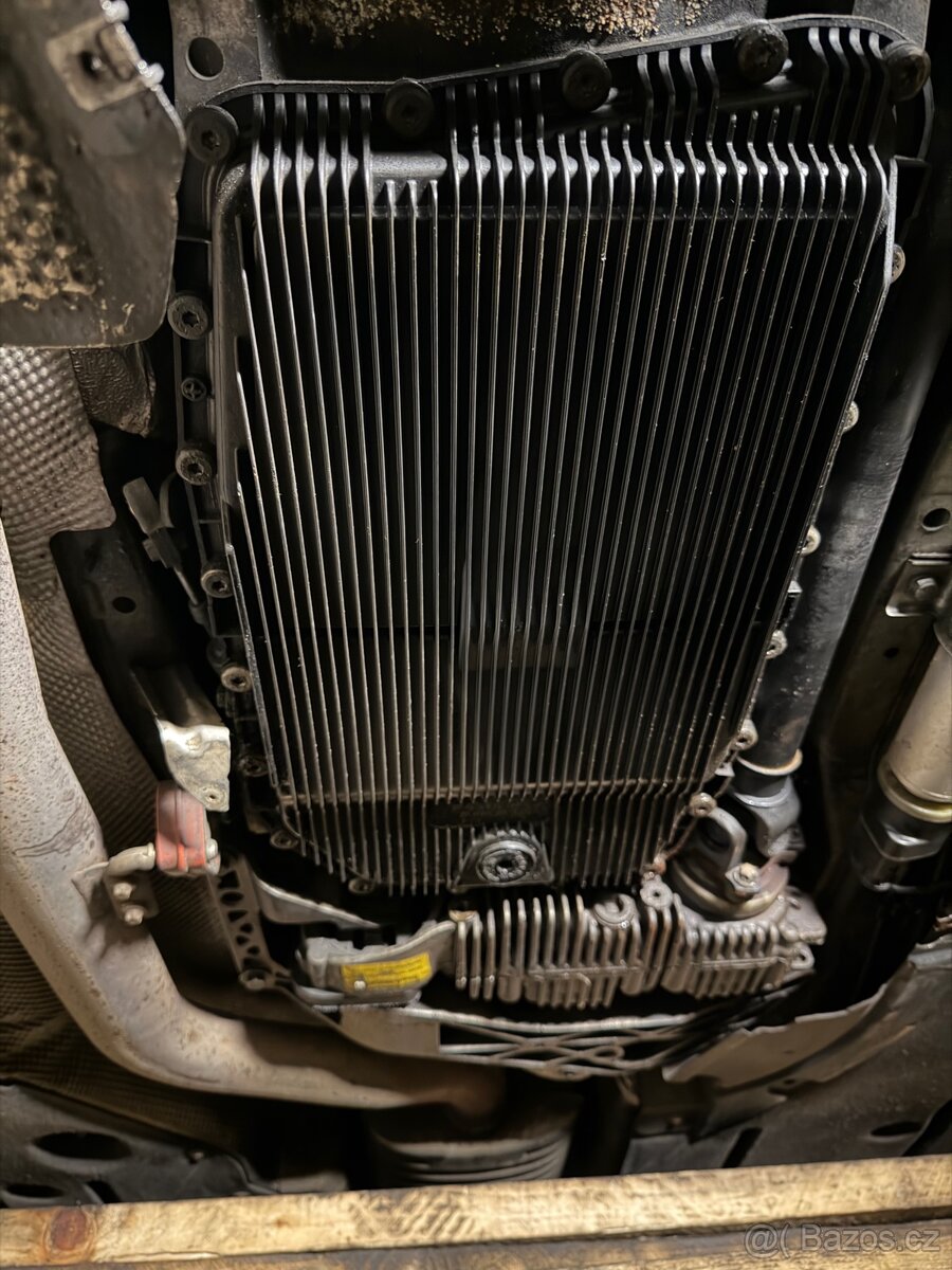 Bmw e91 330xd na dily - 11