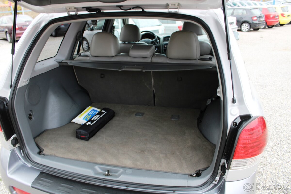 Hyundai Santa Fe 2.4i KLIMA TEMPOMAT EL.OKNA - 11