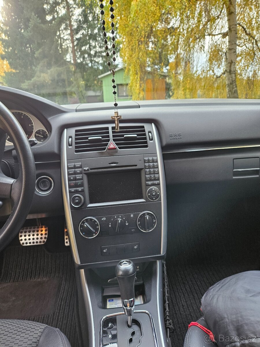 Mercedes-Benz B 200 - 11