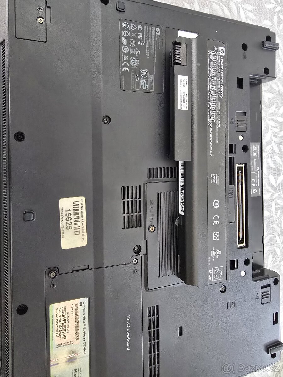 Prodám Notebook HP Compaq 6715b, - 11