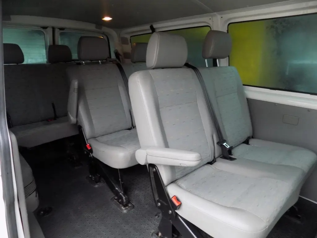 Volkswagen Transporter, 2.0 TDi - 11