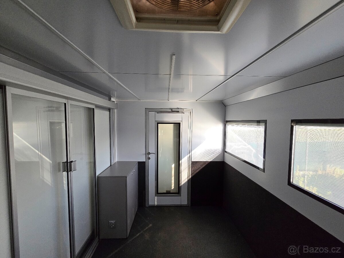 Prodám speciál MB Sprinter 519 CDI, 4x4 - částečně pancéřova - 11