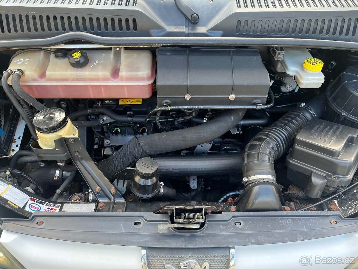 Peugeot Boxer 2.0Hdi Bus 9 míst - 11