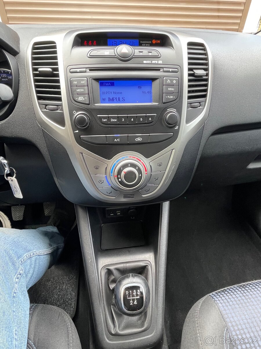 Hyundai IX20 1.4i+LPG - 11
