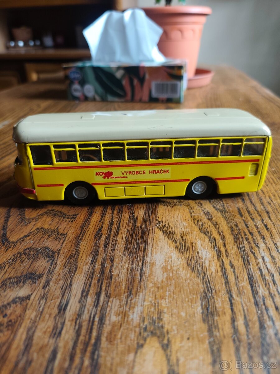 Plechová autička - 11