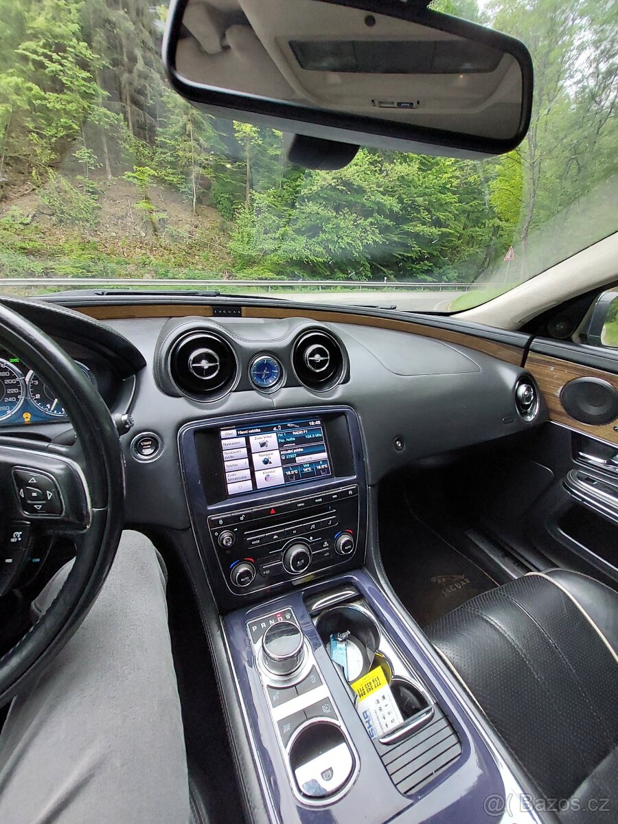 Jaguar Xj Facelift 8kvalt SPĚCHÁ - 11