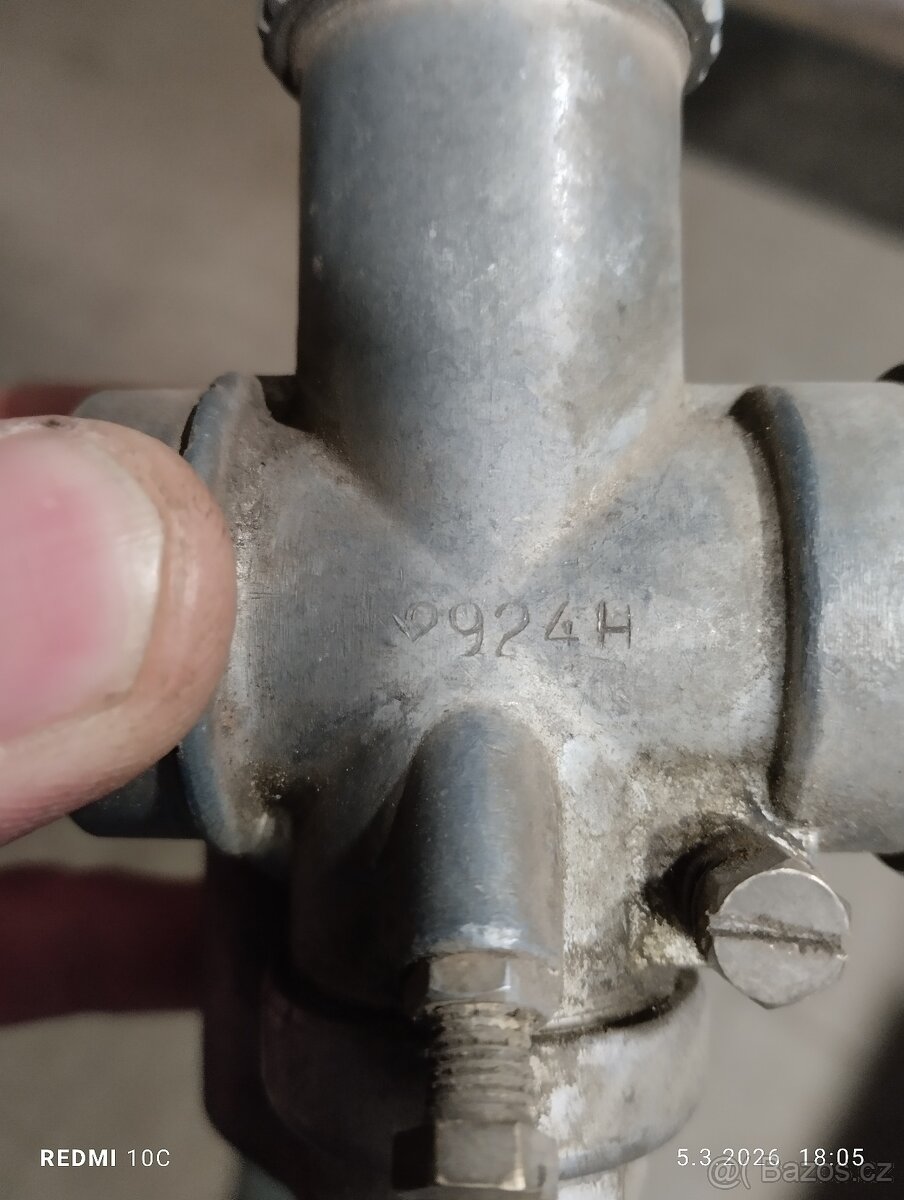 Kryt karburatoru Jawa - 11