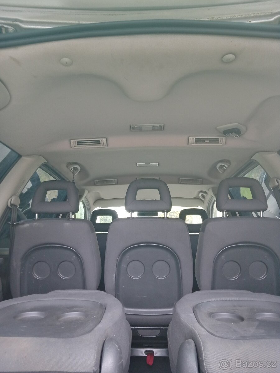 VW SHARAN,rv.6/2010,1.9TDi-96kW,221tis.km,nová STK - 11