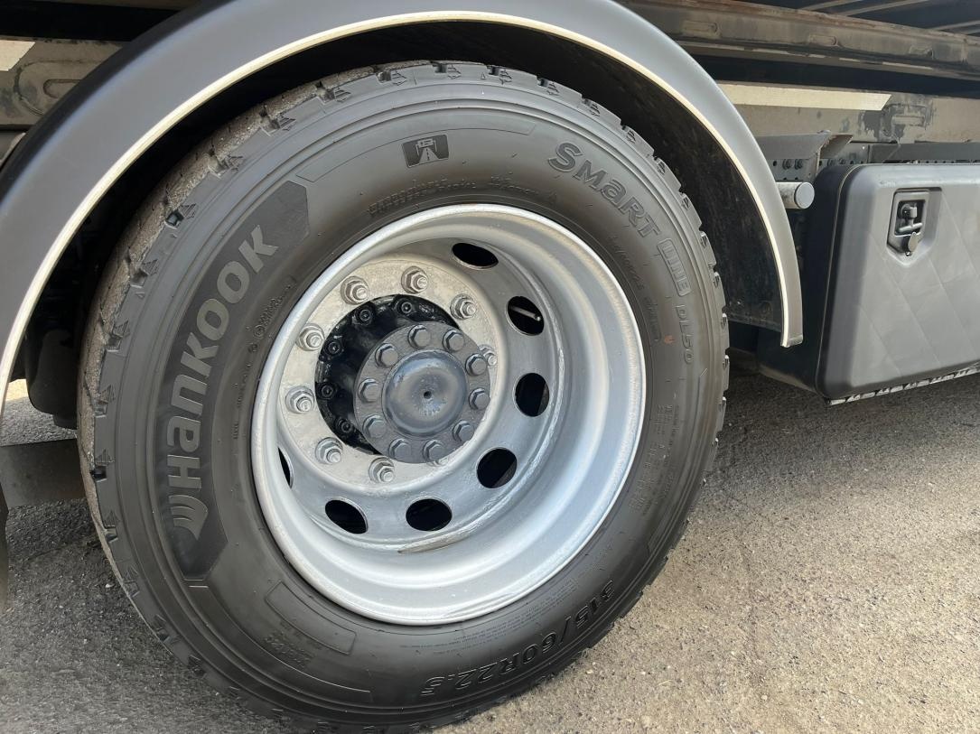 Mercedes-Benz ACTROS 1843 BDF AUTOMAT EURO VI Dhollandia DHS - 11