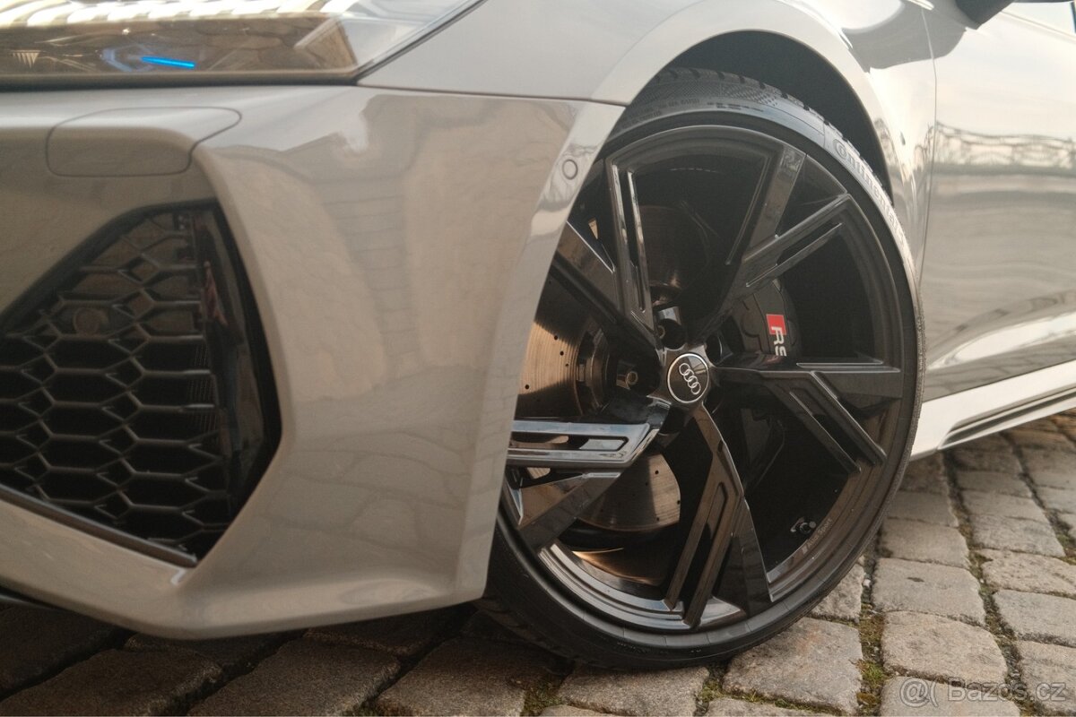 AUDI RS6 - PUJČOVNA - 11