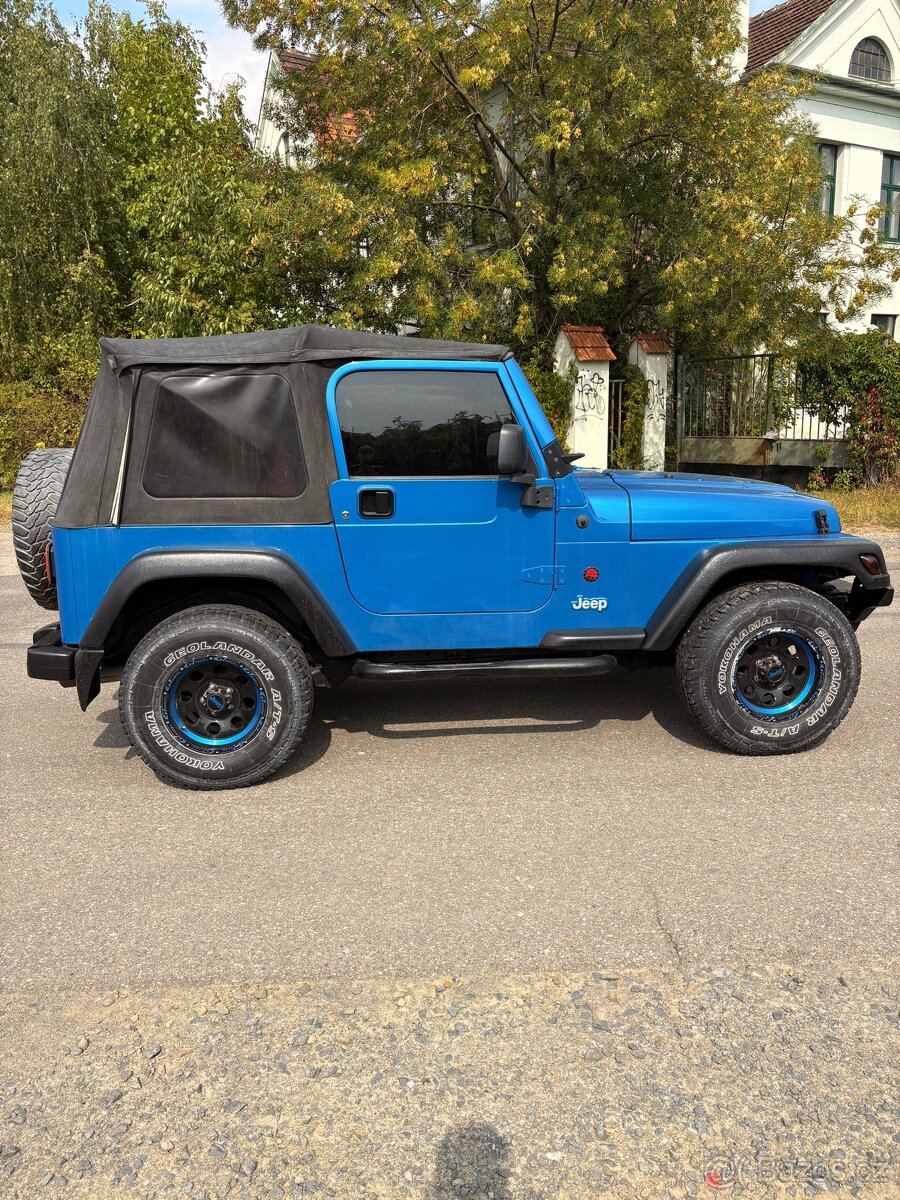 Jeep Wrangler 4.0 L6 automat - 11
